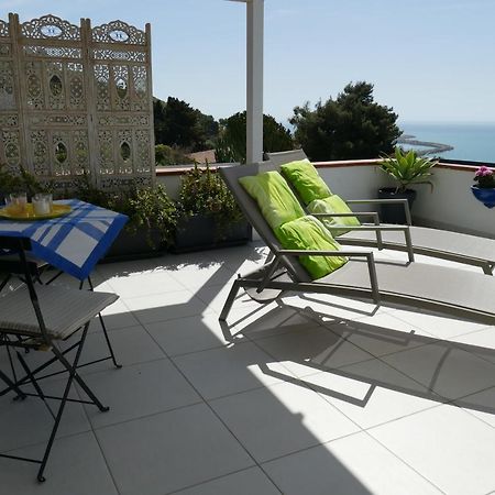 Villa Emily Ликата Екстериор снимка