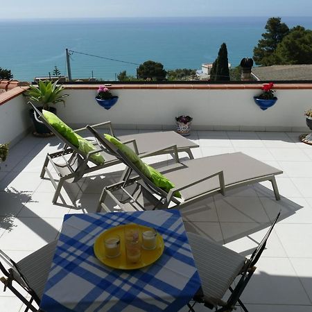 Villa Emily Ликата Екстериор снимка
