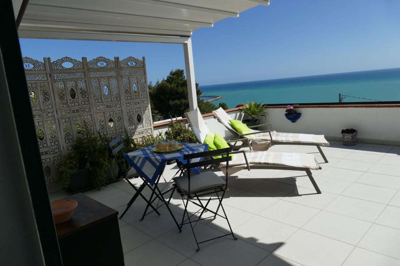 Villa Emily Ликата Екстериор снимка